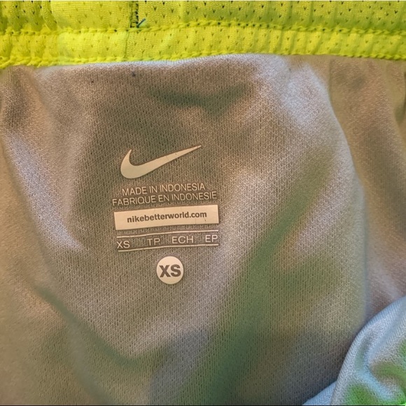 NIKE sports shorts!! - Picture 2 of 2